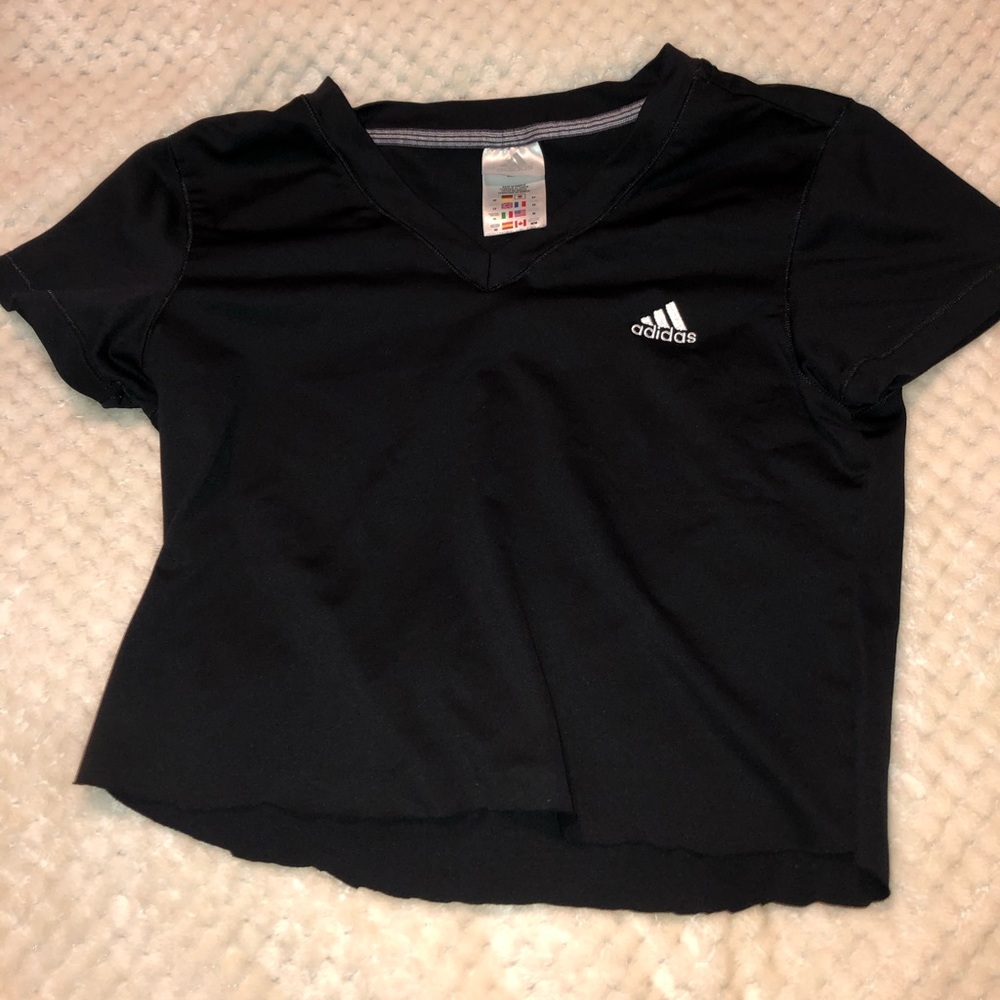 Cropped Adidas T-Shirt